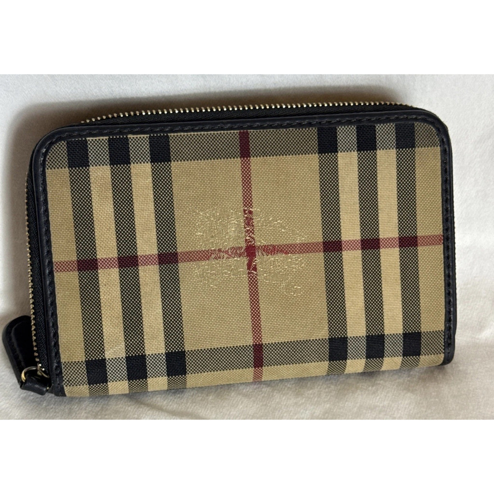 Burberry Black House Check Leather Zip Around Wallet - Picture 2 of 9